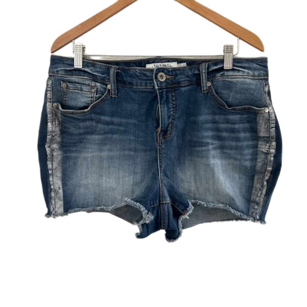 Torrid Shorts Metallic Stripe Detail